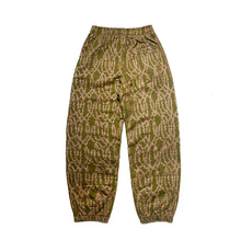 Load image into Gallery viewer, Thorn Sweatpant Green