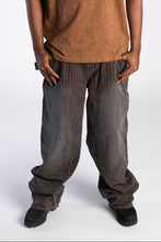 Load image into Gallery viewer, Script Double Knee Jeans Acid Black