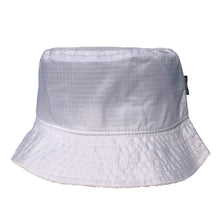 Load image into Gallery viewer, Nylon Melting Logo Crusher Hat White