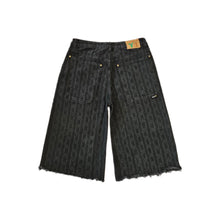 Load image into Gallery viewer, Signature Chain Double Knee Jean Shorts Black