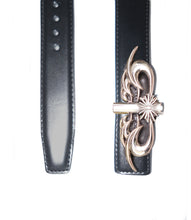 Load image into Gallery viewer, Stingwater Chrome Moses belt
