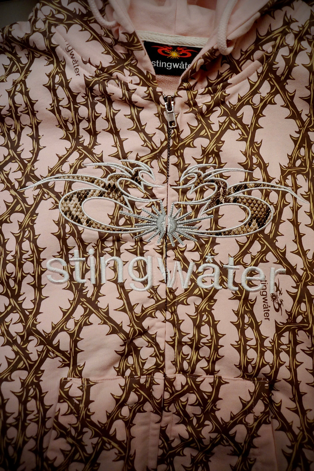 Moses Snake Thorn Zip Up Hoodie Pink Salt