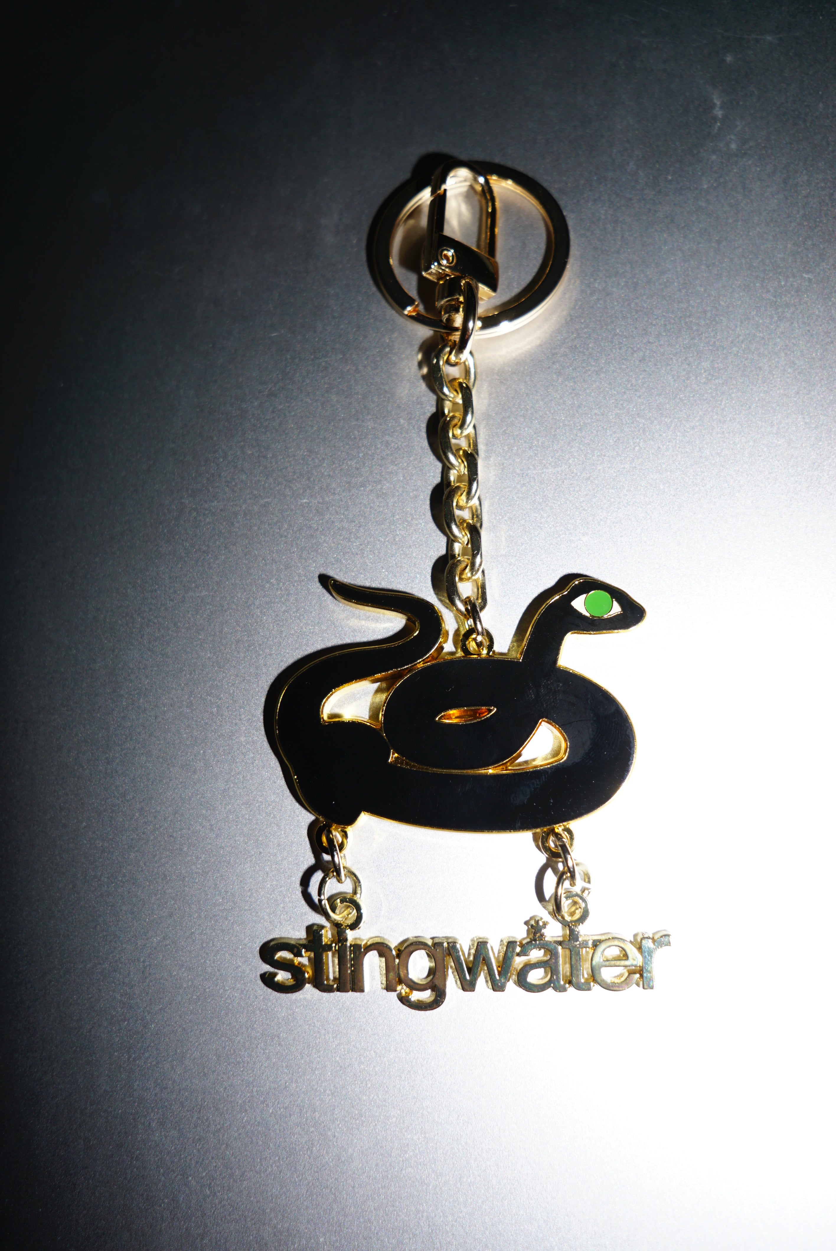 Stingwater Groeing Snake Keychain black