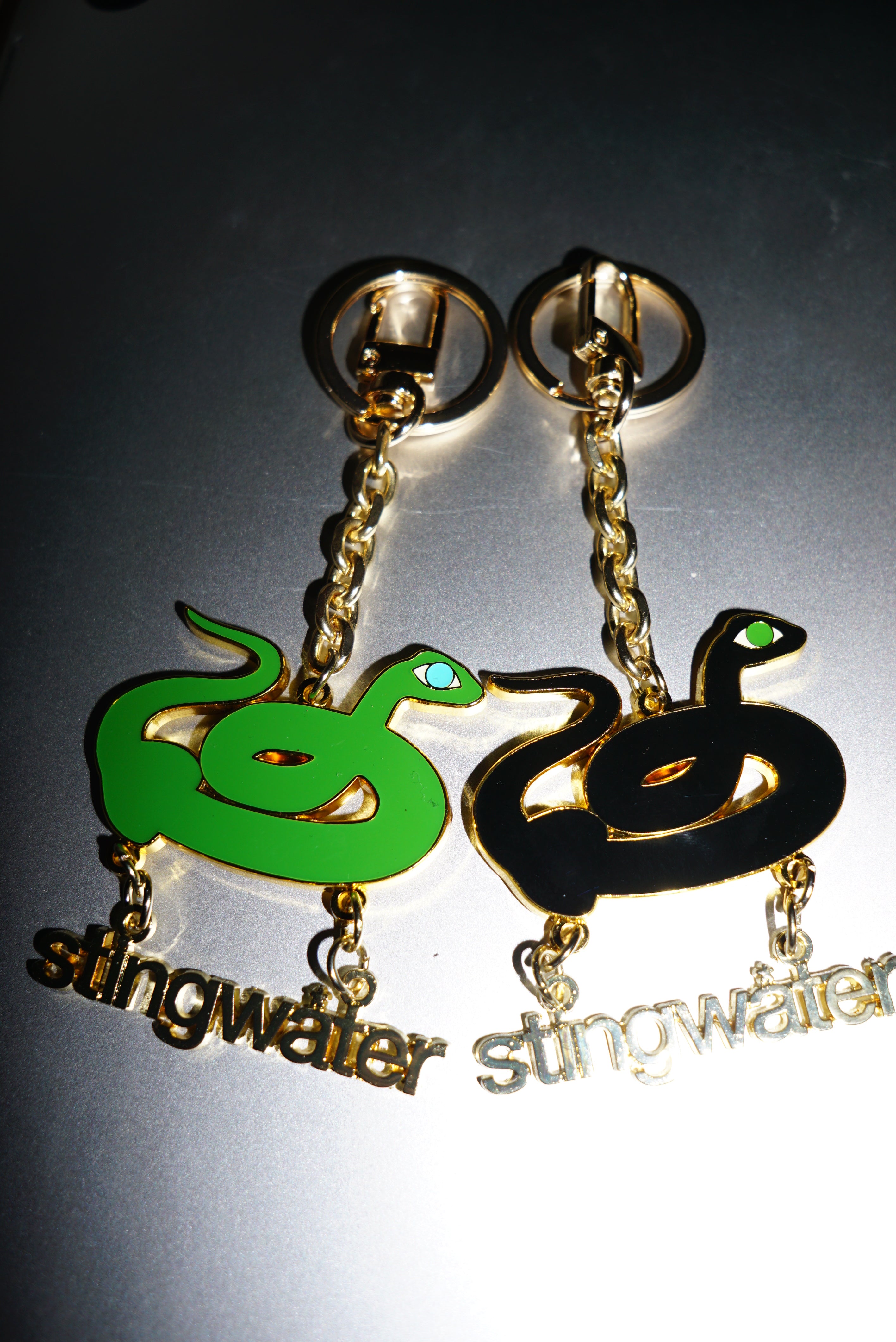  Stingwater Groeing Snake Keychain