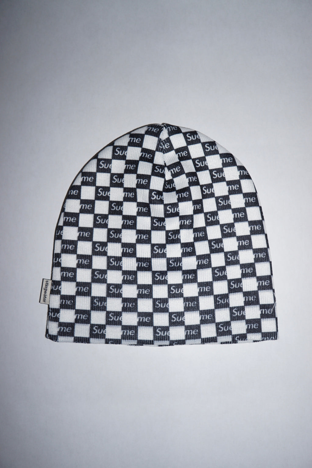 Sue Me Beanie White/Black