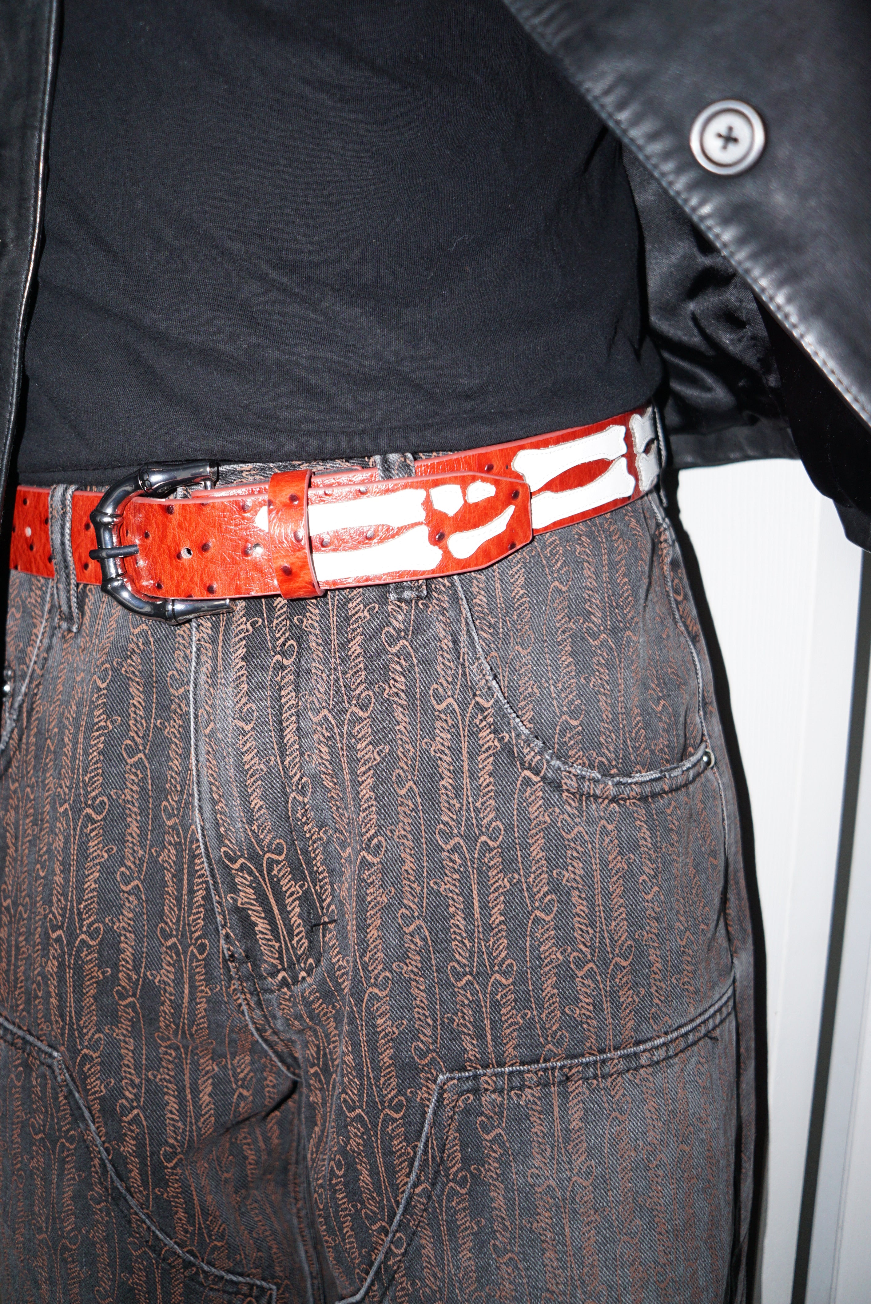 Script Double Knee Jeans Acid Black