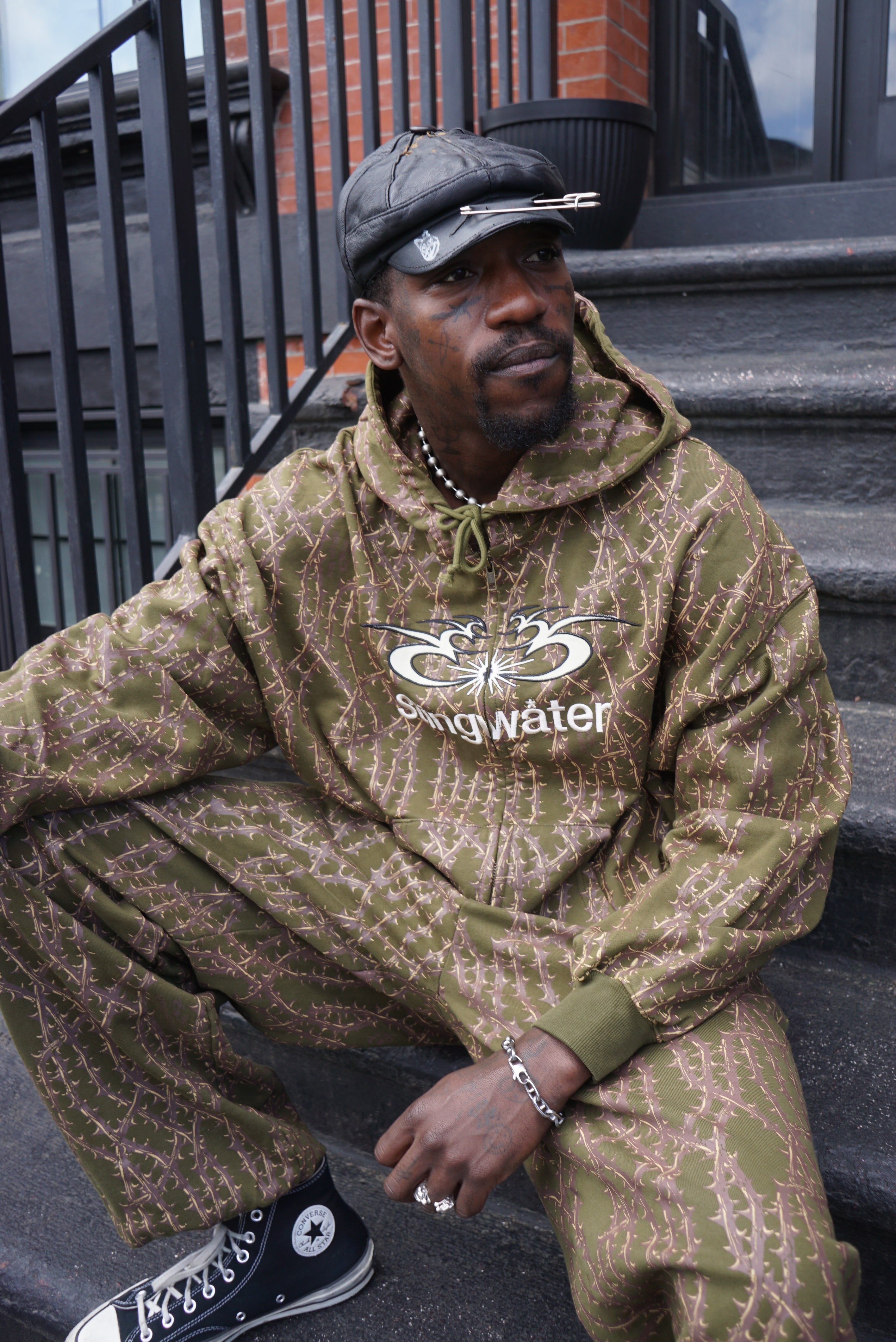 Thorn Zip Up Hoodie Green – stingwater