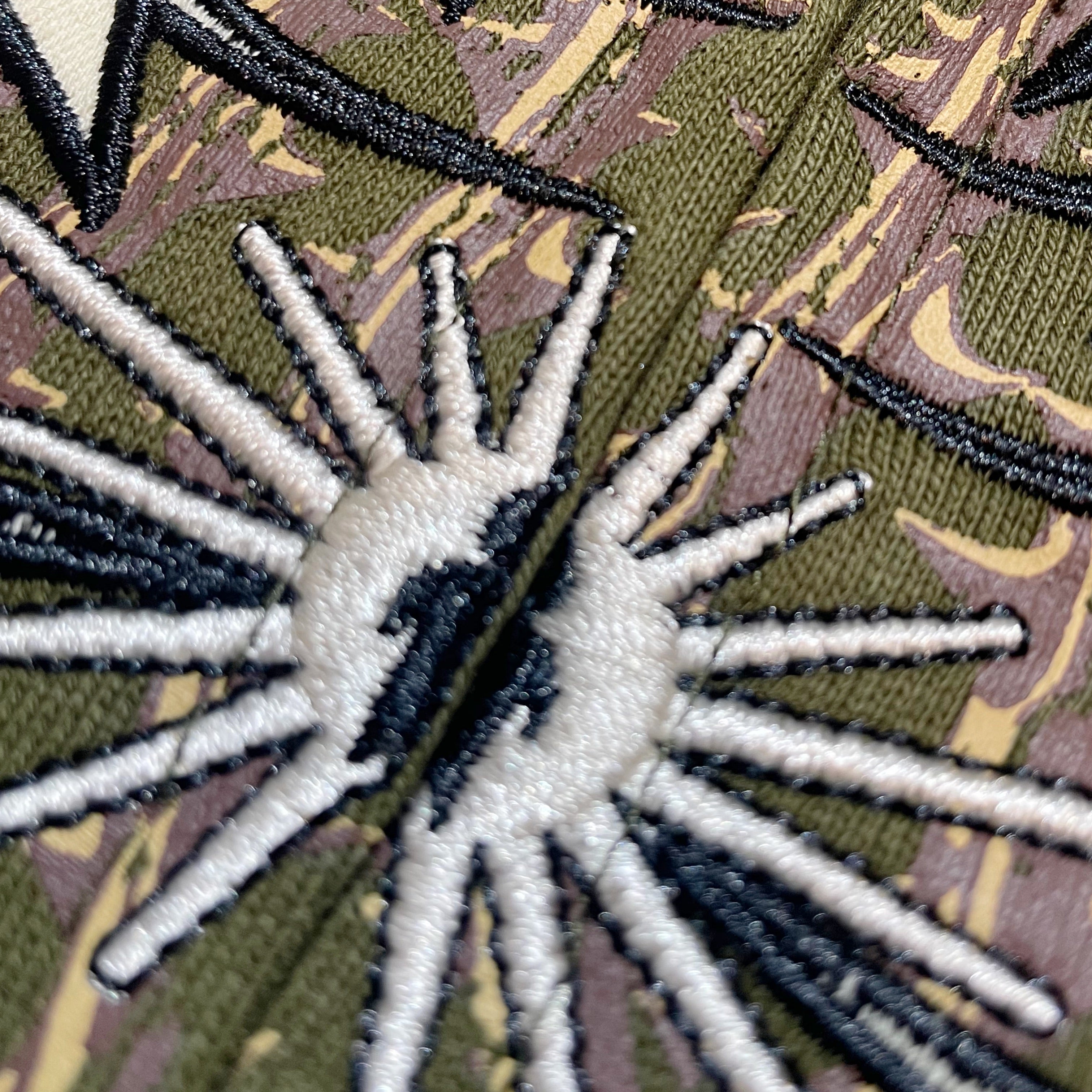 Thorn Zip Up Hoodie Green