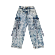 Load image into Gallery viewer, Stingwater Chain Cargo Jeans
