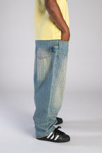 Load image into Gallery viewer, Script Double Knee Jeans Acid Blue
