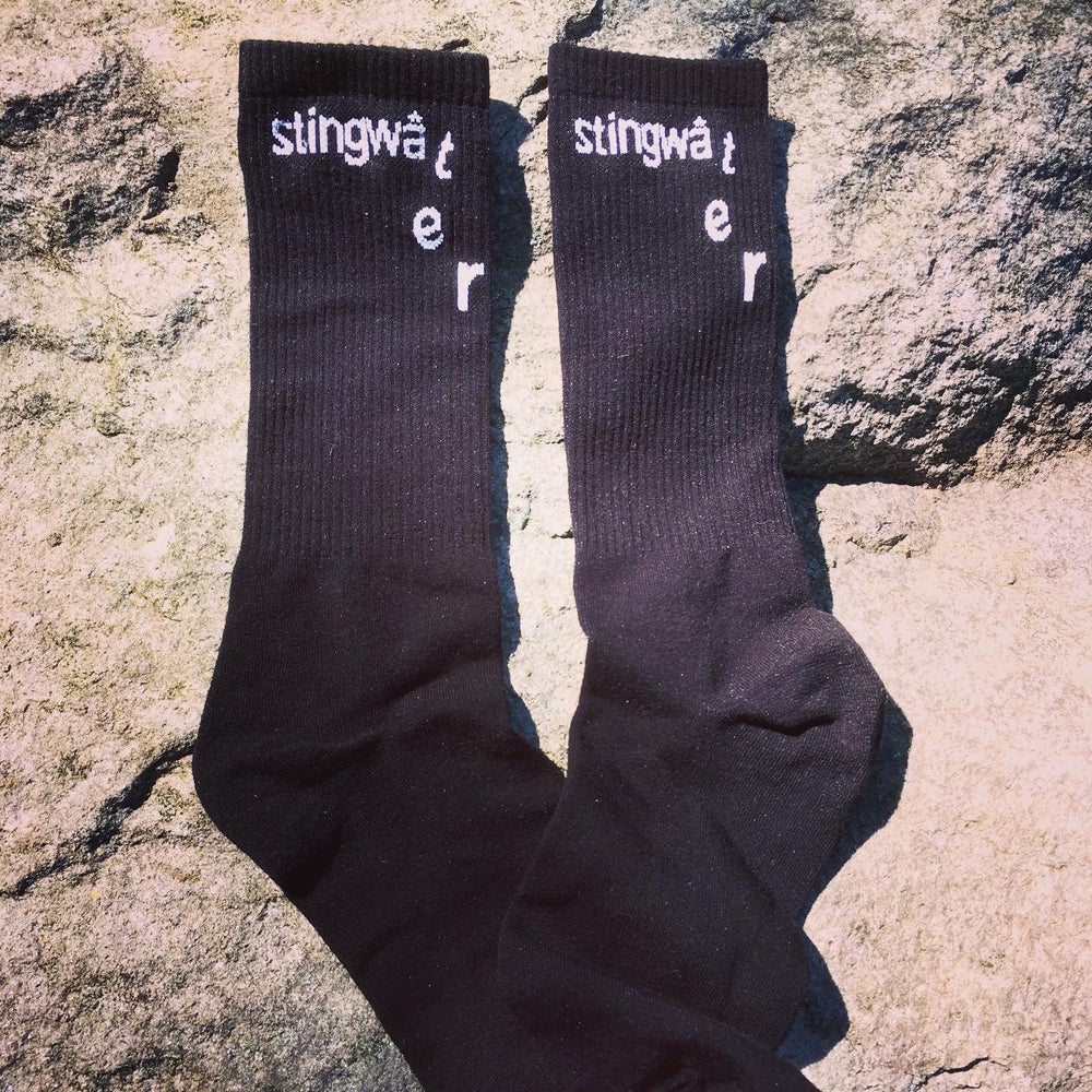 Peeking Aapi Socks Black