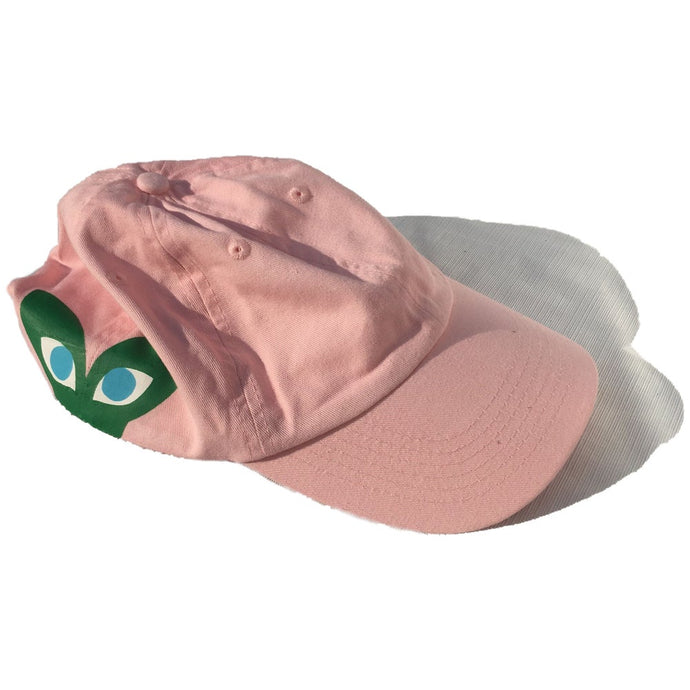 Peeking Aapi Hat Pink