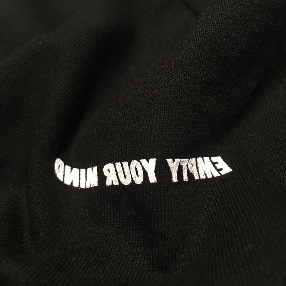 Empty your mind t shirt black
