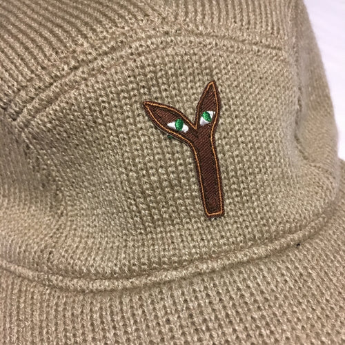 Aya knitted camp hat beige