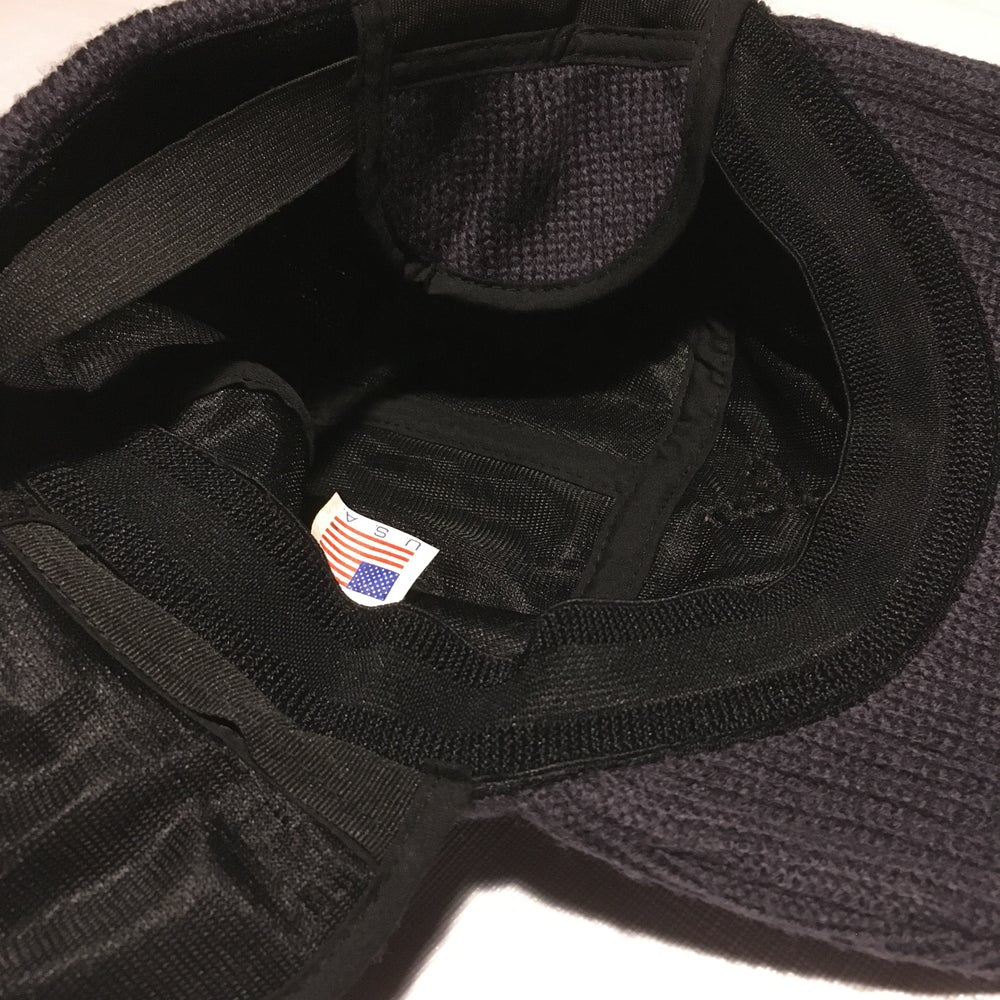 Aya knitted camp hat navy