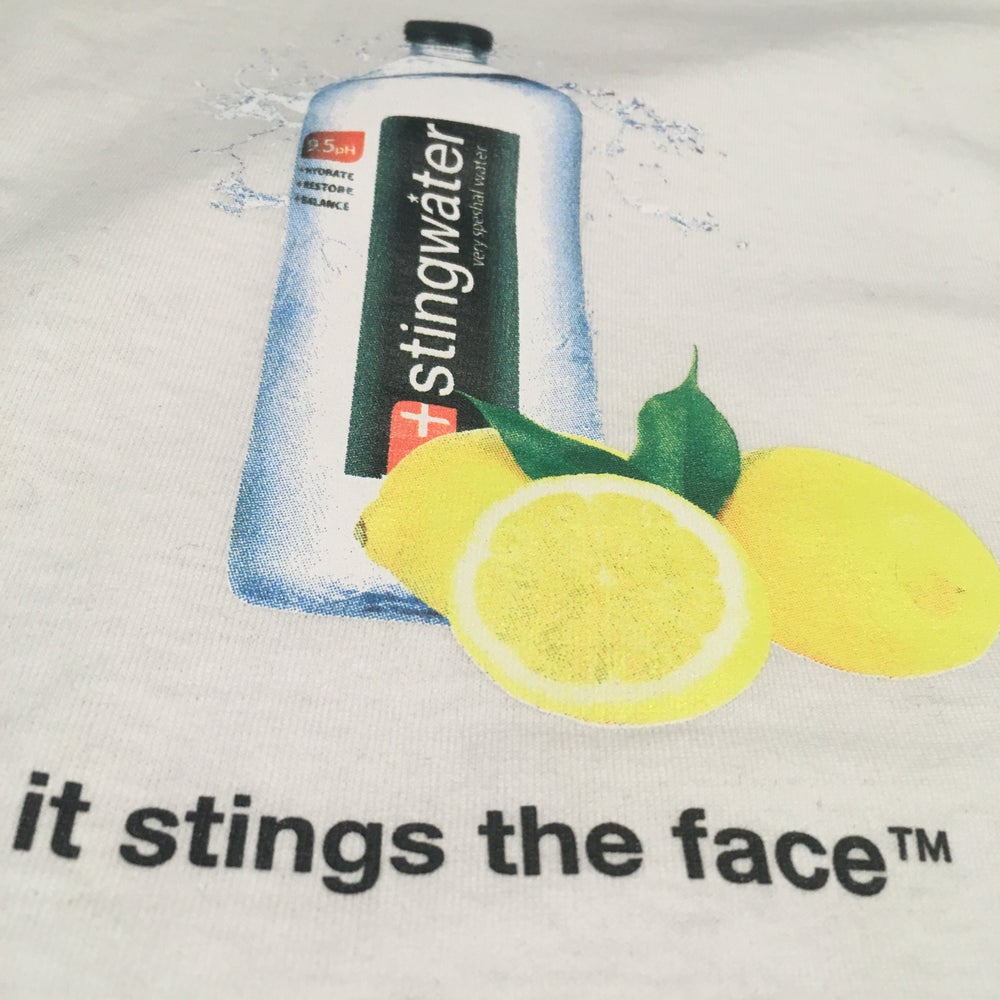 Lemon sting t shirt white