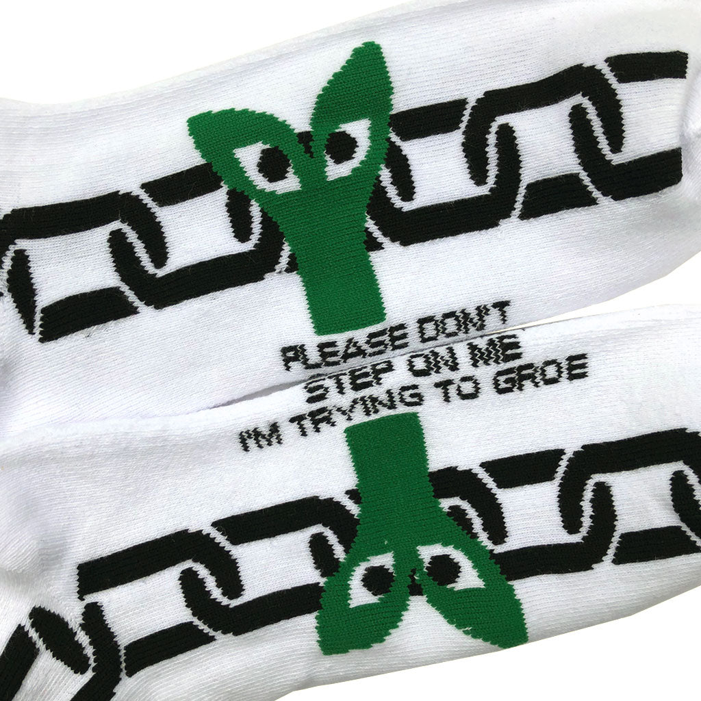 Aapi in Chains Socks White