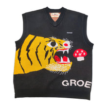 Load image into Gallery viewer, Stingwater Tiger Sweater Vest Black
