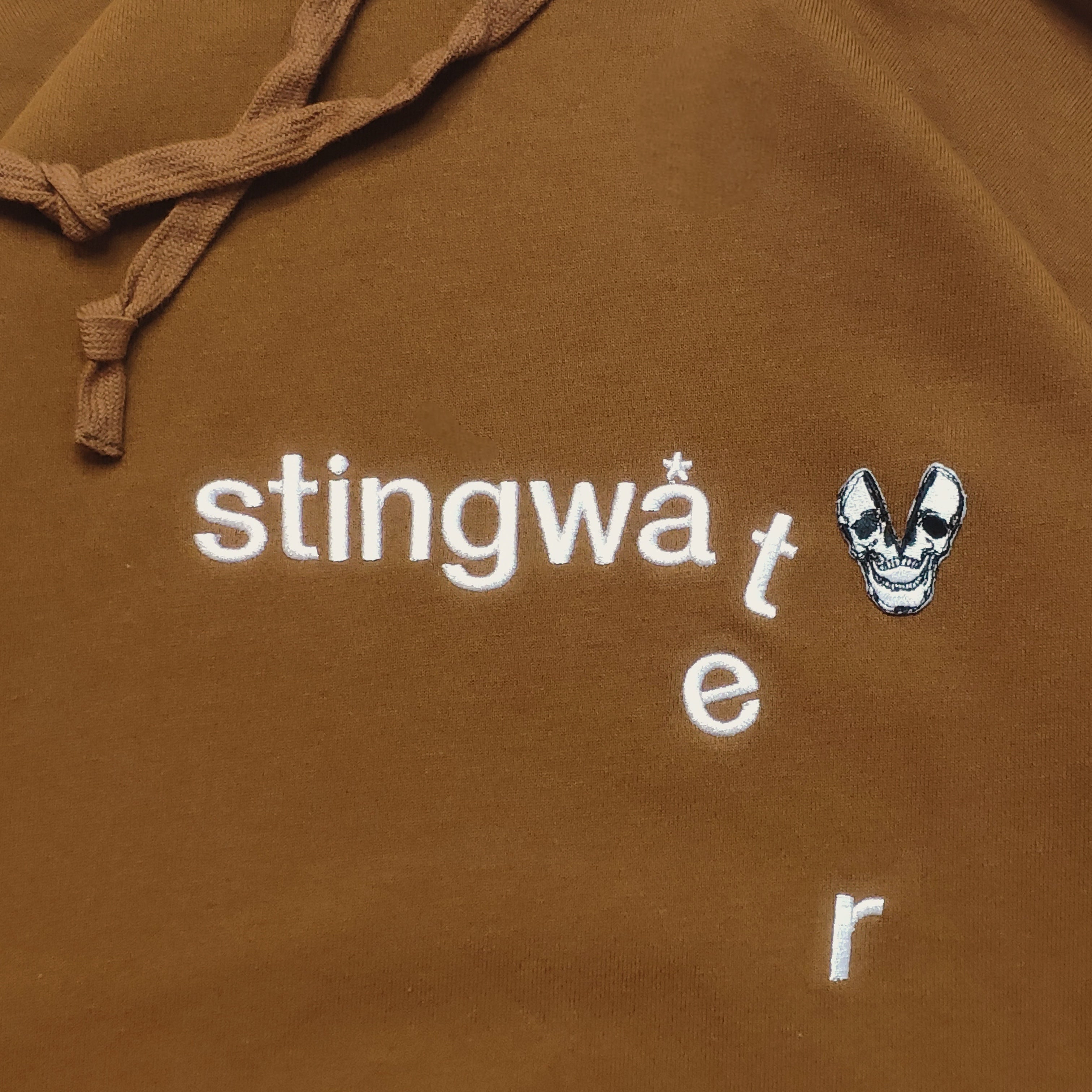 Classic melting logo and skull patch Hoodie Brown