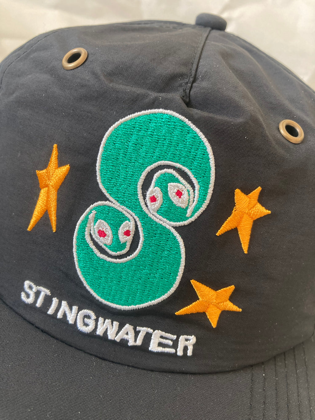 Groeing Snake Hat Black