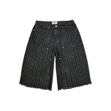 Load image into Gallery viewer, Signature Chain Double Knee Jean Shorts Black

